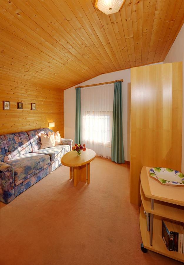 Unterdornerhof Aparthotel ลากุนโด ภายนอก รูปภาพ