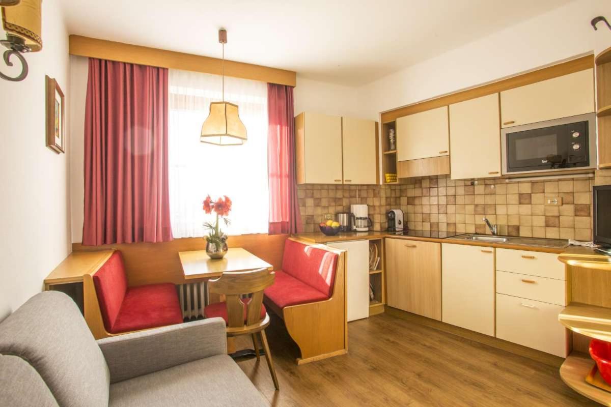 Unterdornerhof Aparthotel ลากุนโด ภายนอก รูปภาพ